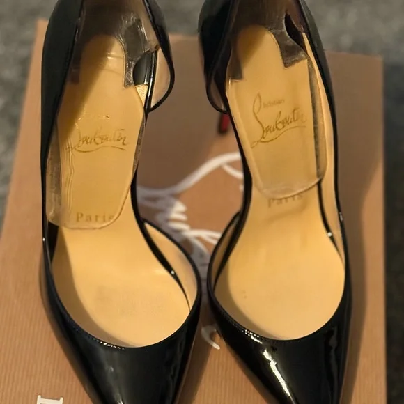 Gently loved Iriza 100 Patent Leather Louboutins - Picture 2 of 8
